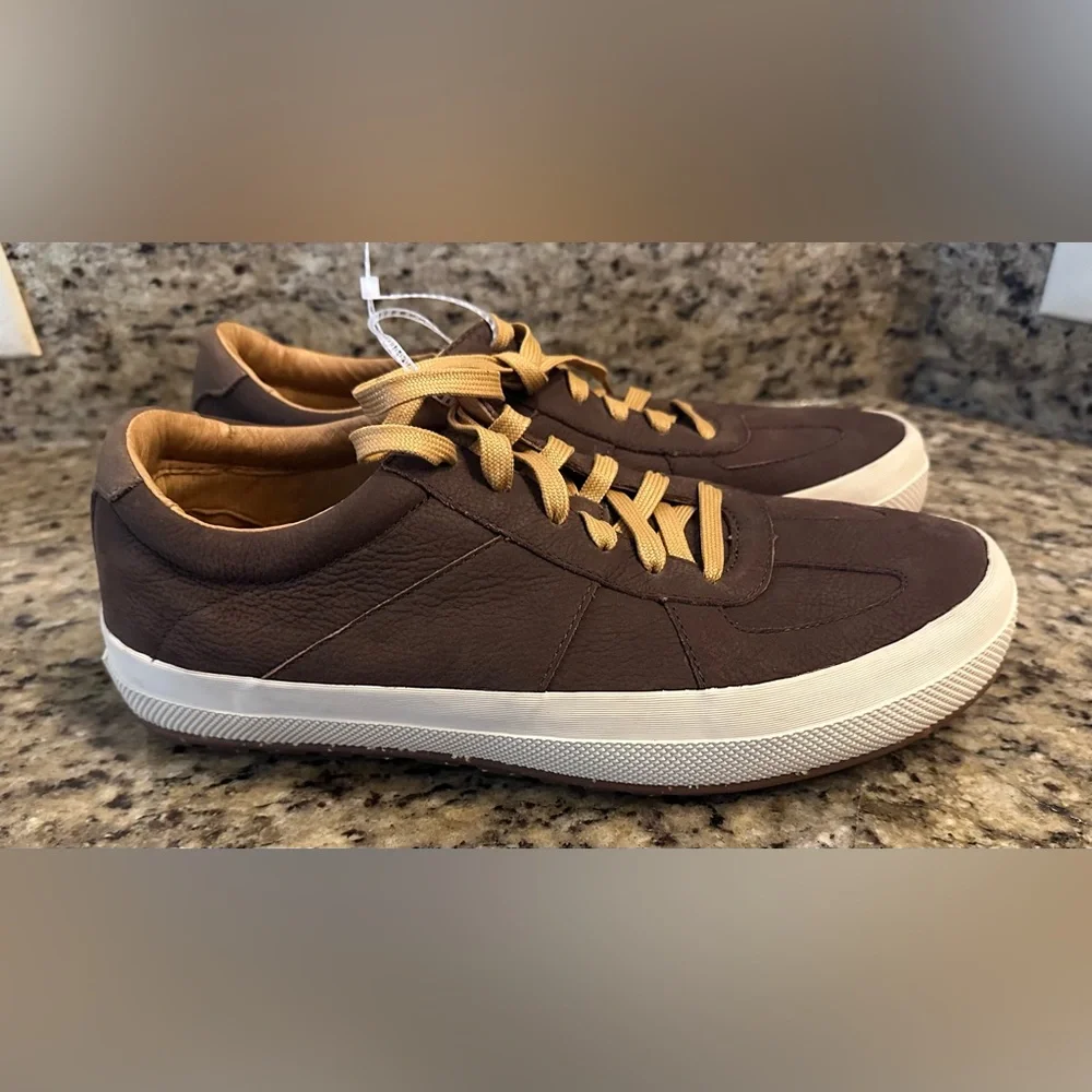 NWT Men’s‎ LL Bean Double L Sneaker - Size 12 Medium